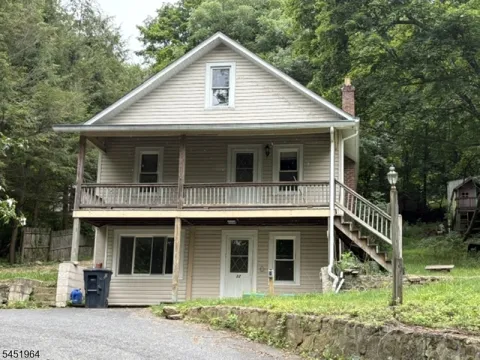 22 Hoffmans Crossing Rd