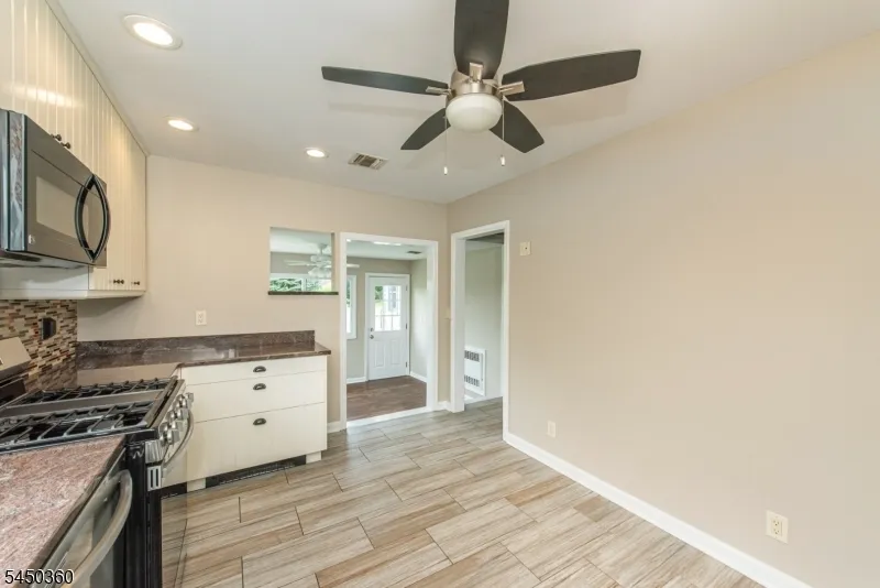 345 Bowden Rd Cedar Grove, NJ 07009