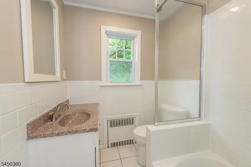 345 Bowden Rd Cedar Grove, NJ 07009