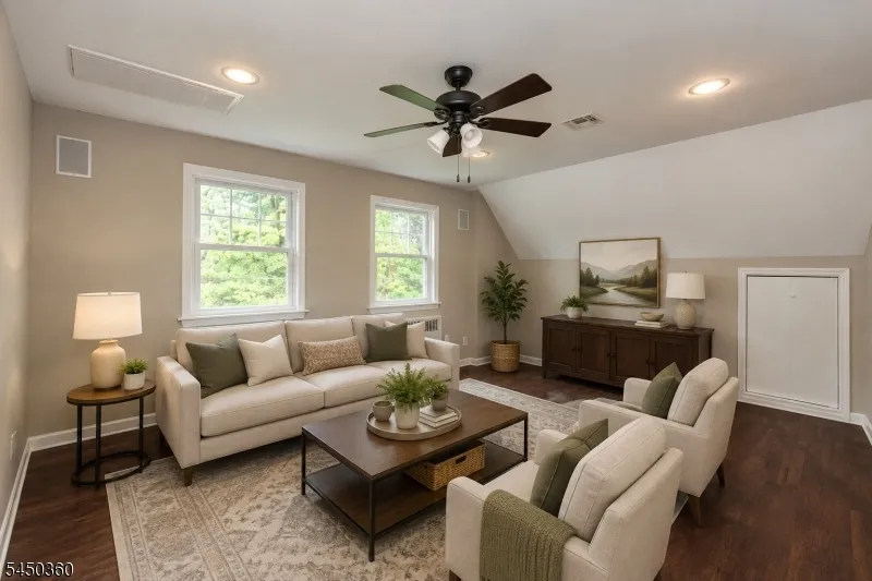 345 Bowden Rd Cedar Grove, NJ 07009