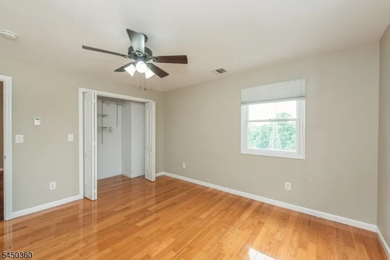 345 Bowden Rd Cedar Grove, NJ 07009