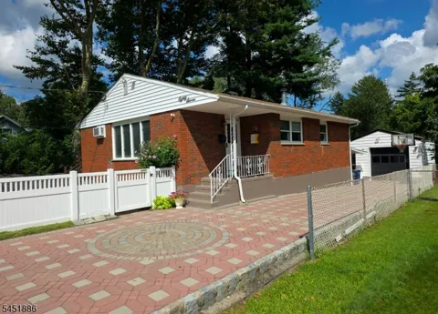 87 Berkshire Ave
