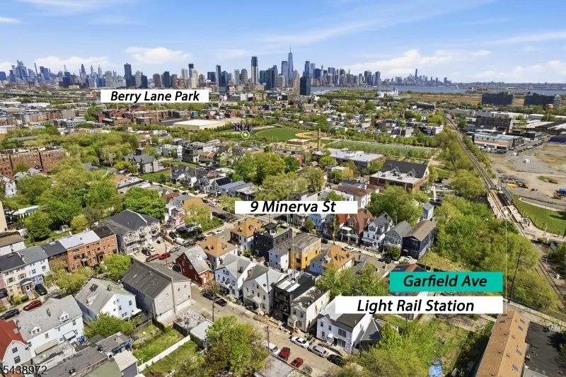 9 Minerva St #1 Unit 1 Jersey City, NJ 07304