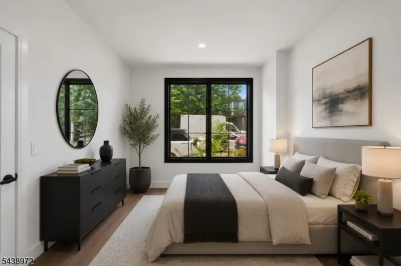 9 Minerva St #1 Unit 1 Jersey City, NJ 07304