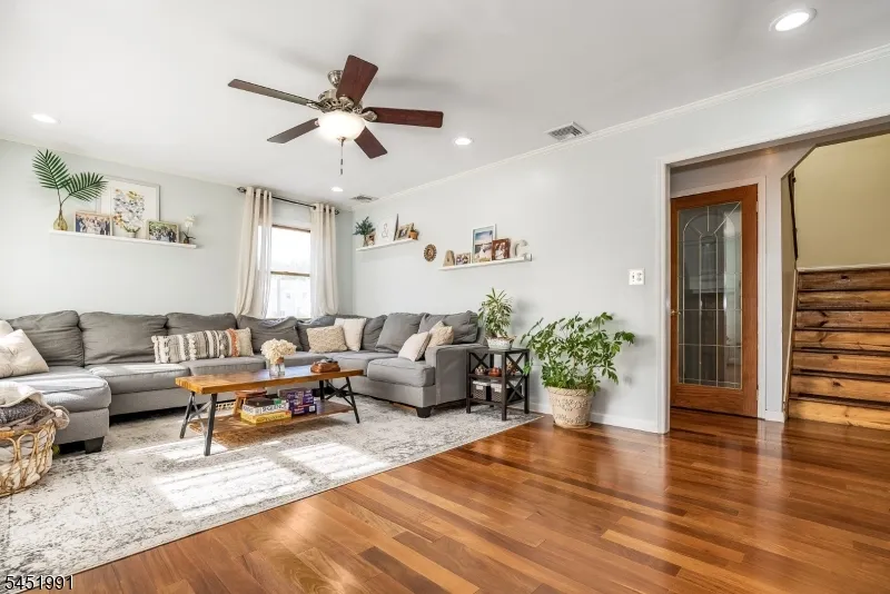 1192 Madison Hill Rd Clark, NJ 07066