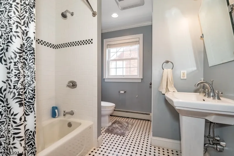 1192 Madison Hill Rd Clark, NJ 07066