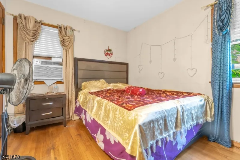 637 Britton St Elizabeth City, NJ 07202