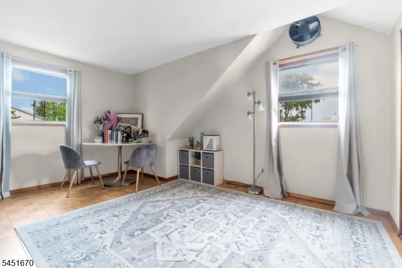 637 Britton St Elizabeth City, NJ 07202
