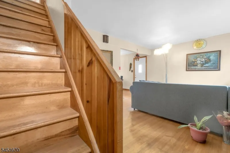 637 Britton St Elizabeth City, NJ 07202