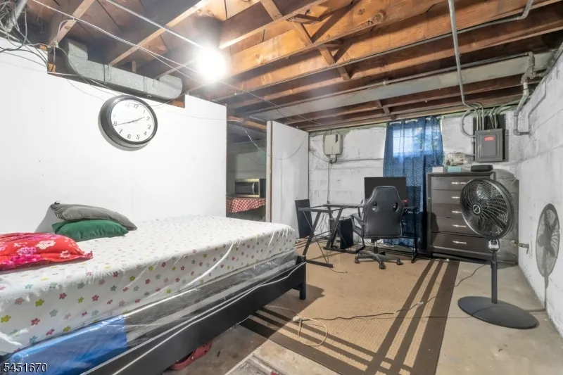 637 Britton St Elizabeth City, NJ 07202