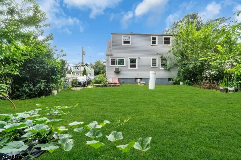 637 Britton St Elizabeth City, NJ 07202