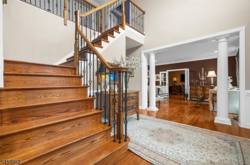 31 Balmoral Dr Alexandria, NJ 08867