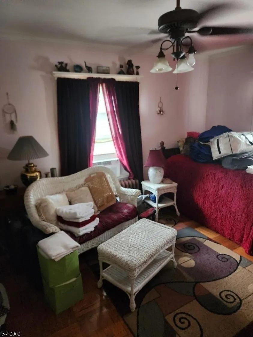 315 18Th Ave Paterson City, NJ 07504