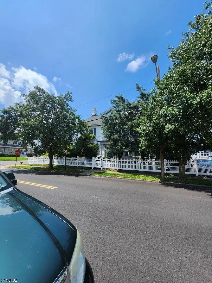 315 18Th Ave Paterson City, NJ 07504