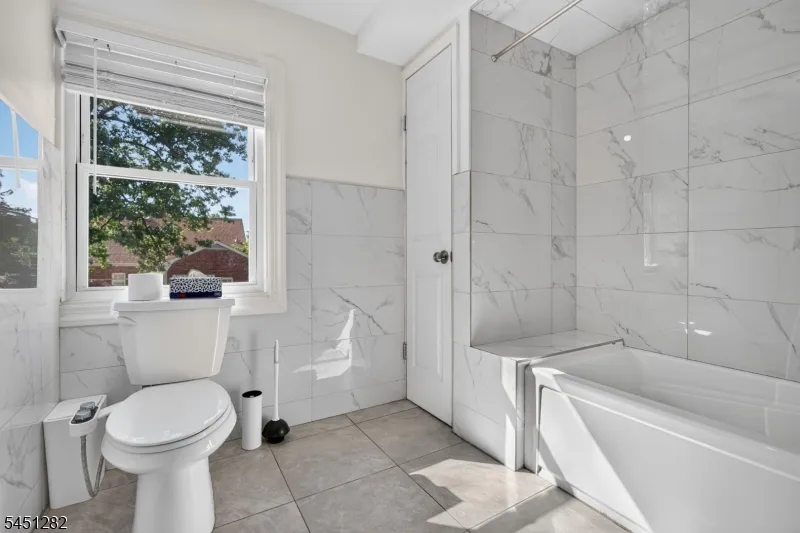 112 Rosewood Ter Linden City, NJ 07036