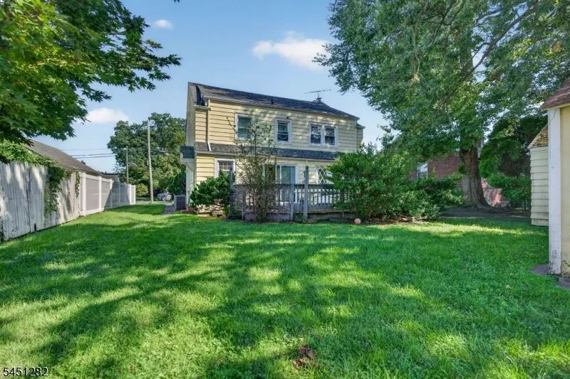 112 Rosewood Ter Linden City, NJ 07036