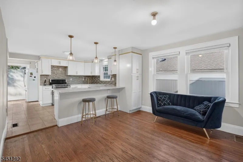 112 Rosewood Ter Linden City, NJ 07036