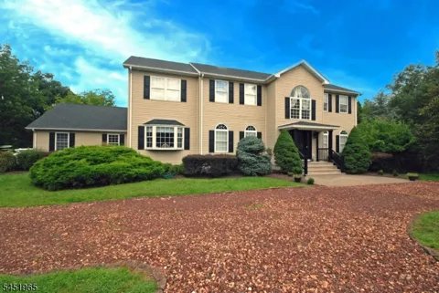 32 Coddington Rd