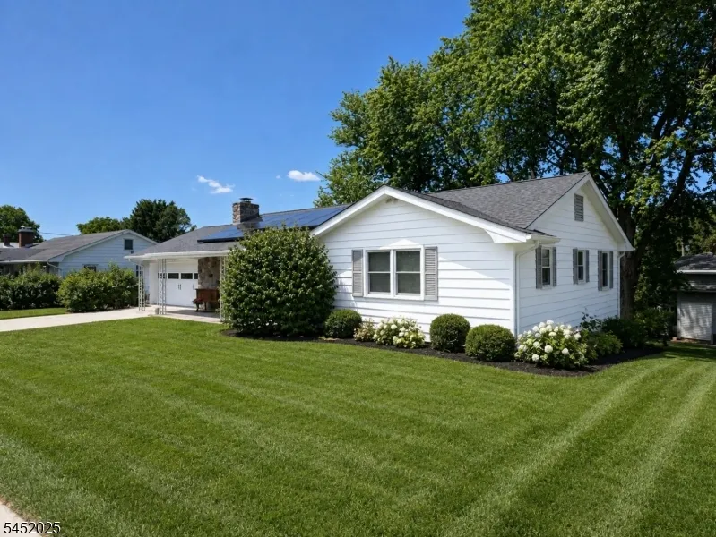 124 Main St Bloomsbury, NJ 08804