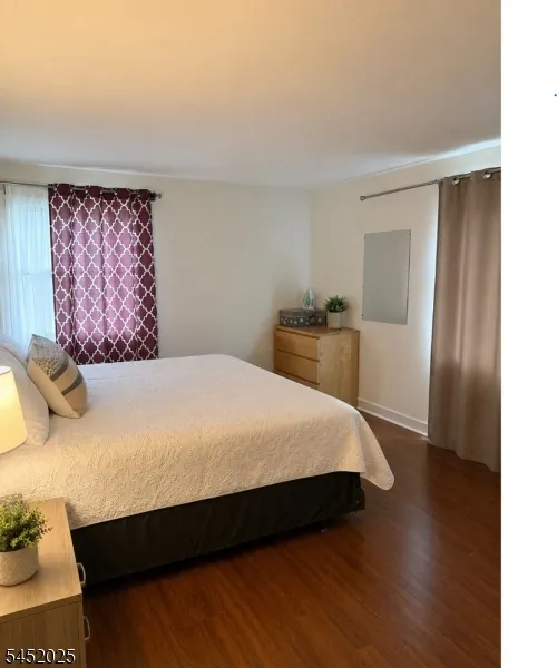 124 Main St Bloomsbury, NJ 08804