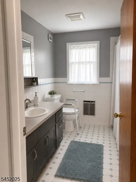 124 Main St Bloomsbury, NJ 08804