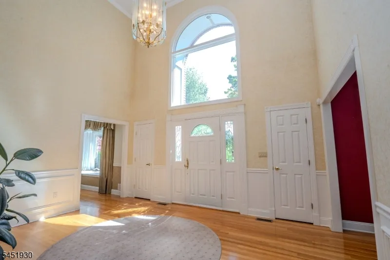 40 Newland Ct Bridgewater, NJ 08807