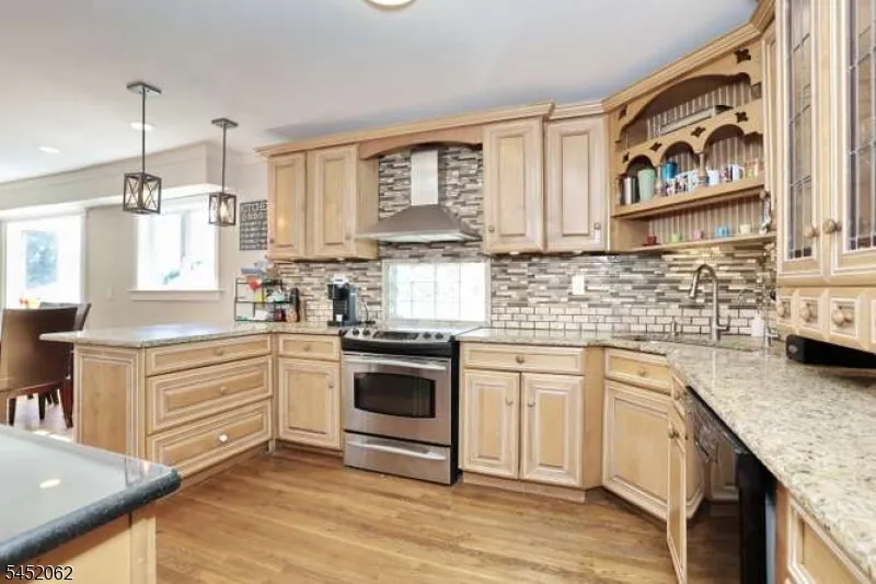 61 Intervale Rd Parsippany-Troy Hills, NJ 07005