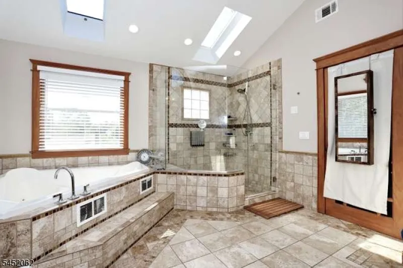 61 Intervale Rd Parsippany-Troy Hills, NJ 07005