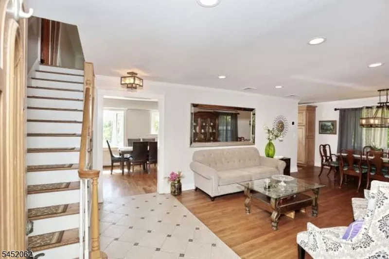61 Intervale Rd Parsippany-Troy Hills, NJ 07005