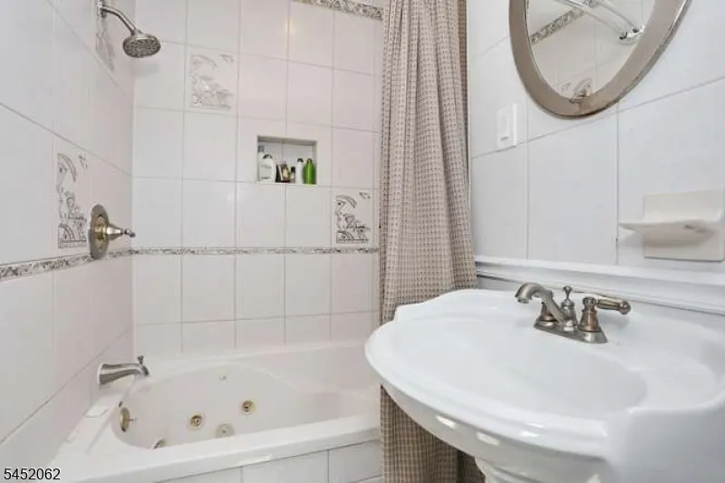 61 Intervale Rd Parsippany-Troy Hills, NJ 07005