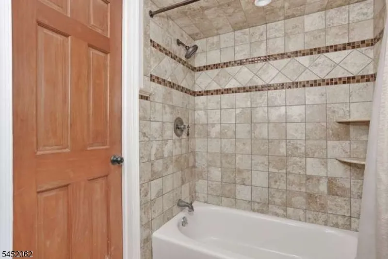 61 Intervale Rd Parsippany-Troy Hills, NJ 07005