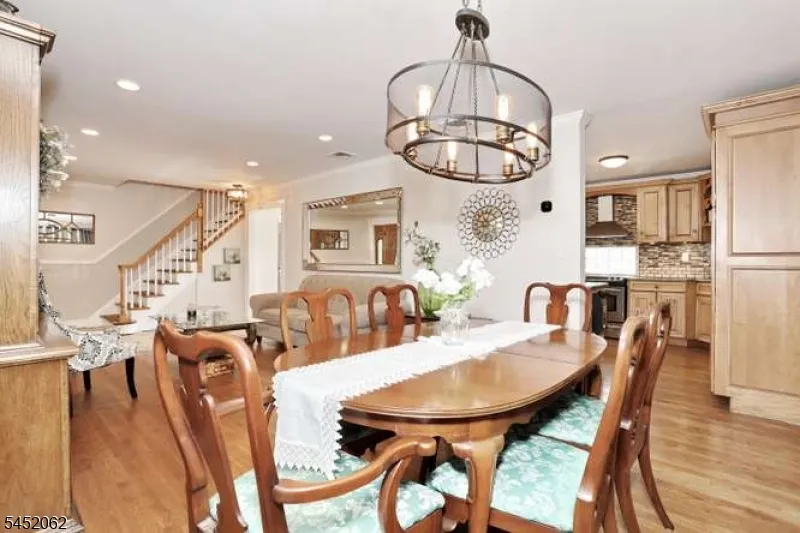 61 Intervale Rd Parsippany-Troy Hills, NJ 07005