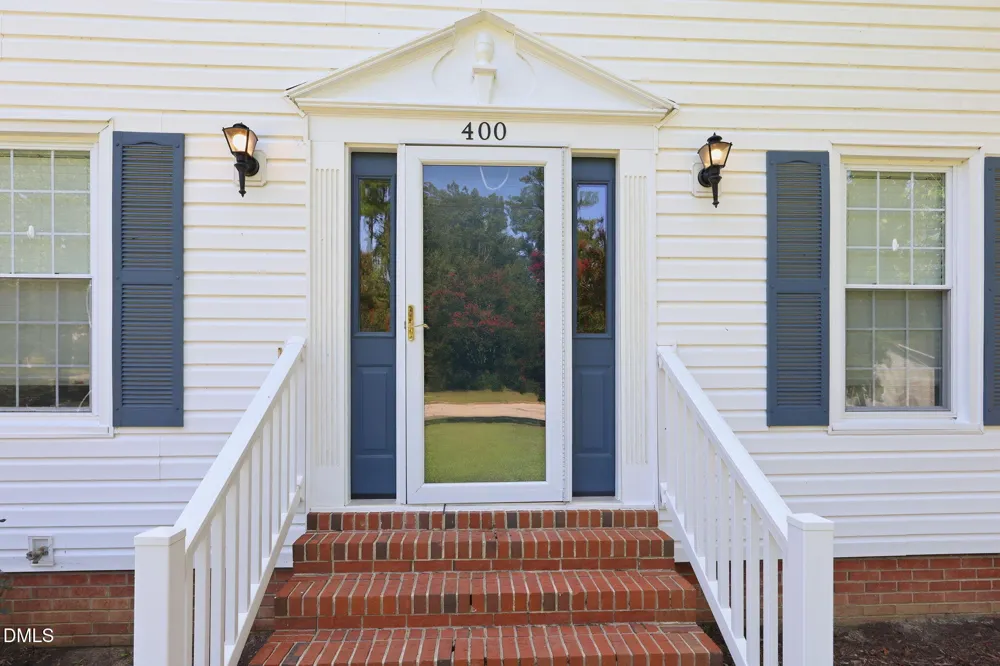 400 Thorndale Drive Dunn, NC 28334