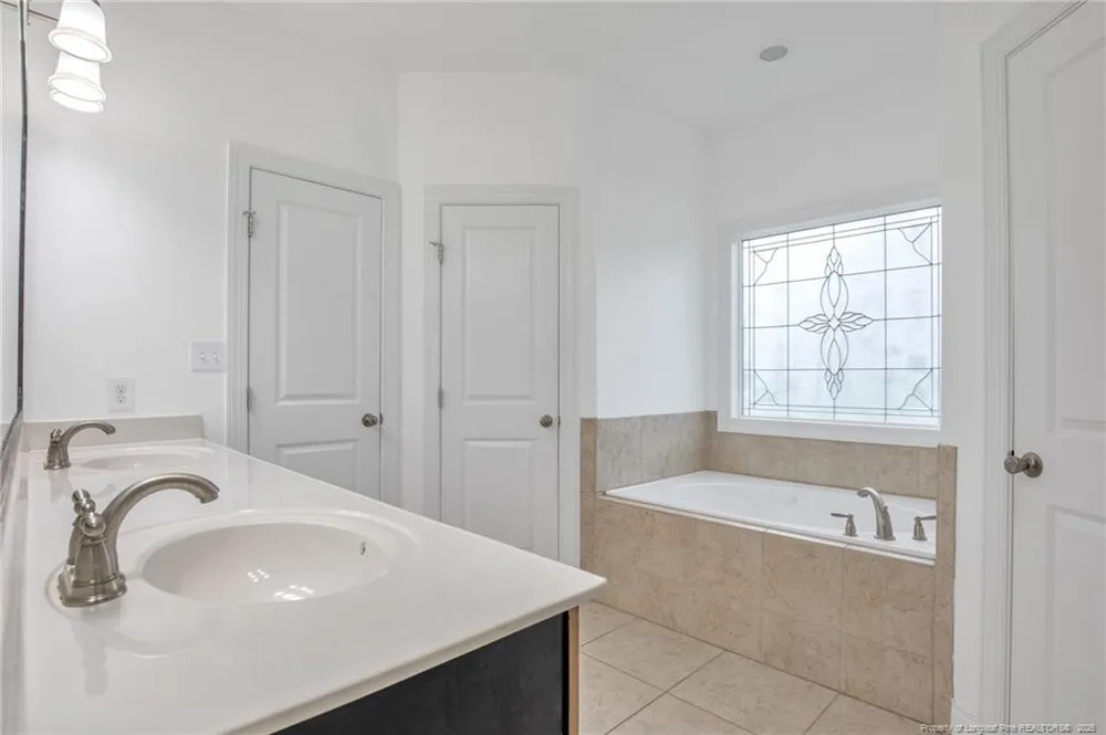 132 Hurdle Lane Raeford, NC 28376