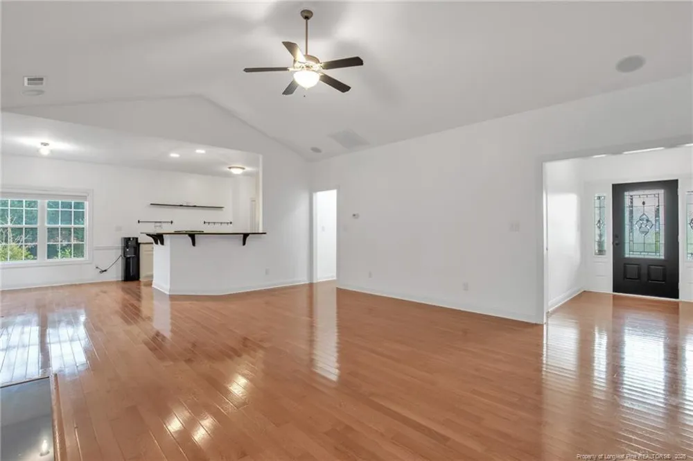 132 Hurdle Lane Raeford, NC 28376