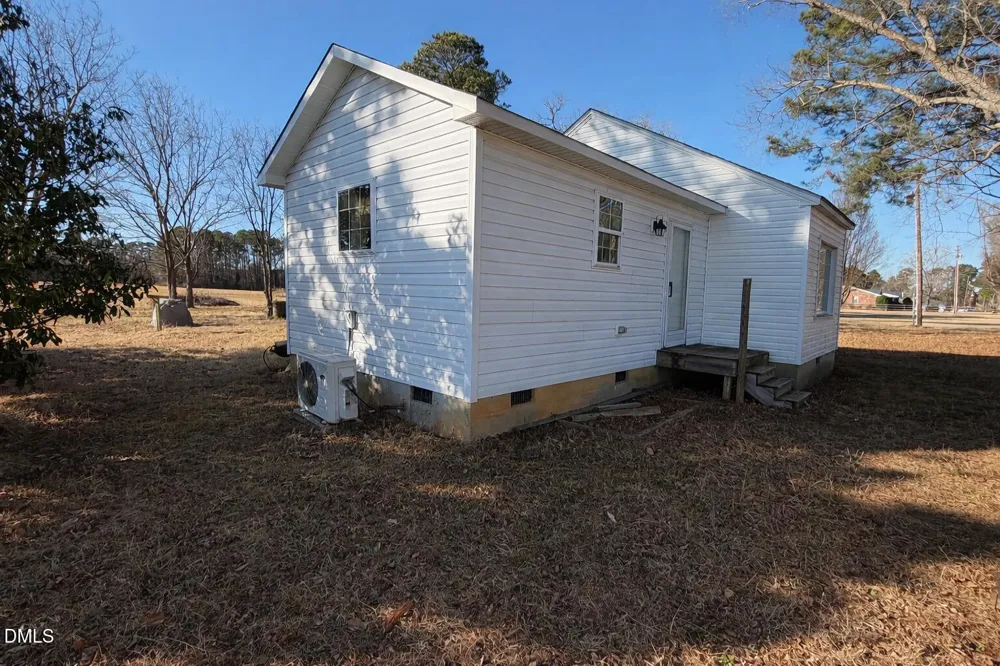 1226 Warren Road Erwin, NC 28339