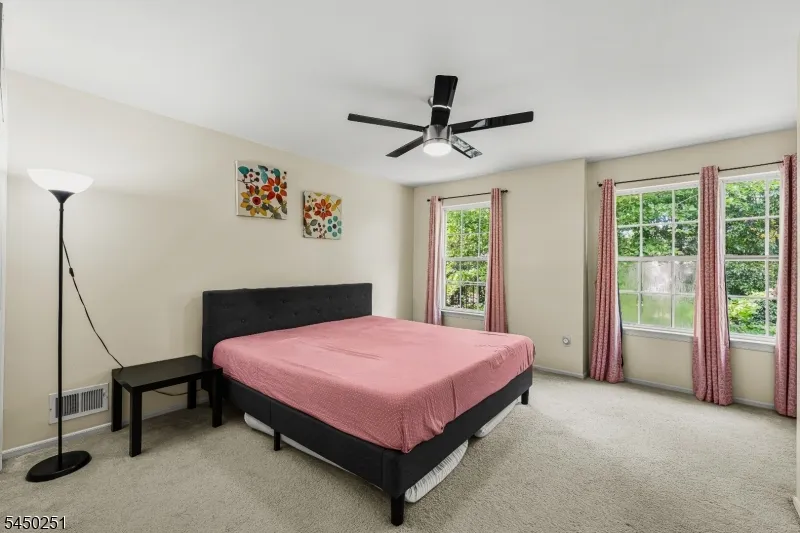 262 Retta Ct Piscataway, NJ 08854