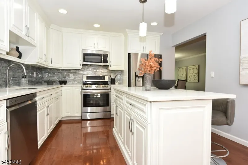 89 Fisher Rd Mahwah, NJ 07430