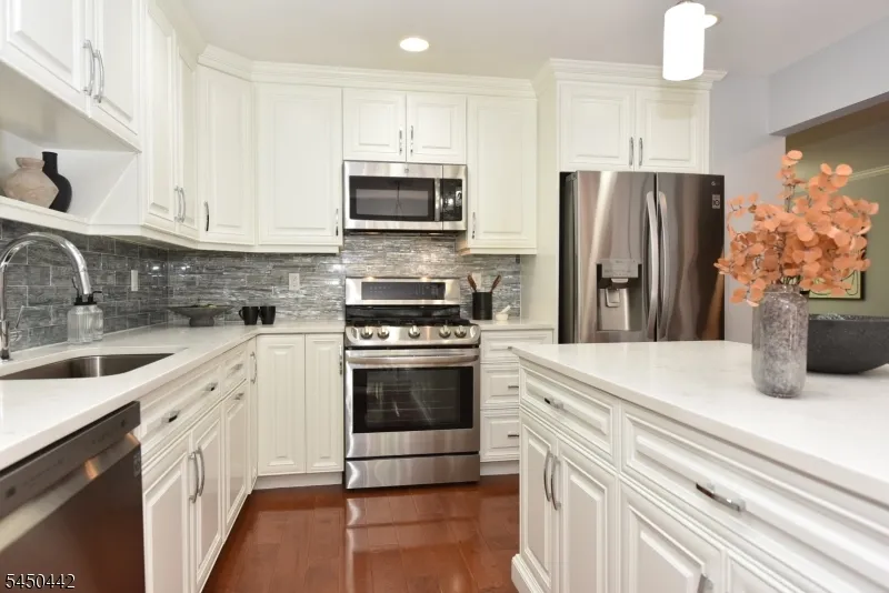 89 Fisher Rd Mahwah, NJ 07430