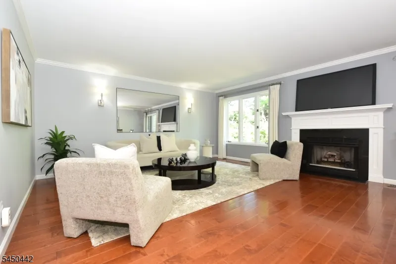 89 Fisher Rd Mahwah, NJ 07430