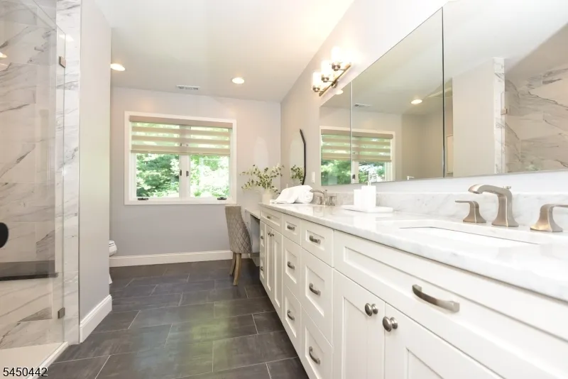 89 Fisher Rd Mahwah, NJ 07430