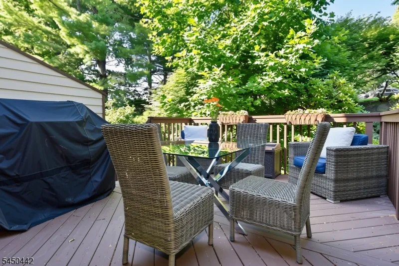 89 Fisher Rd Mahwah, NJ 07430