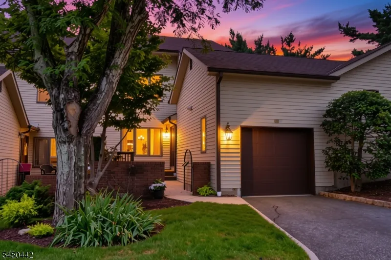 89 Fisher Rd Mahwah, NJ 07430