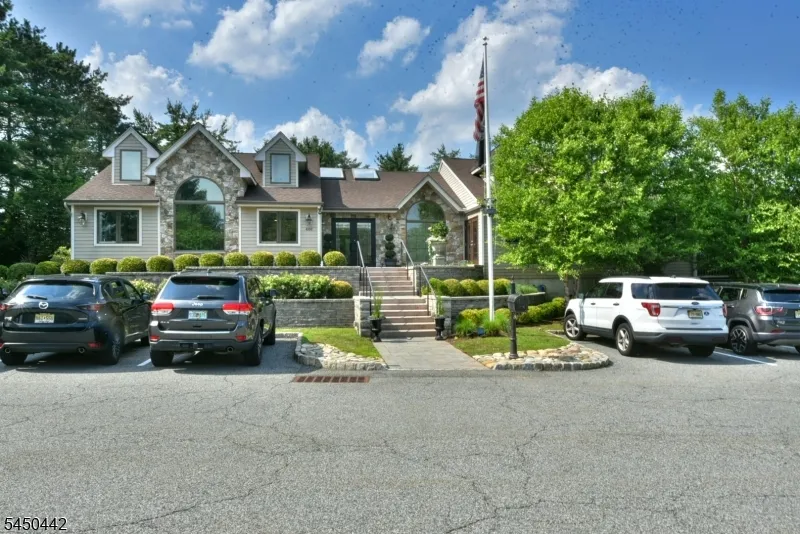 89 Fisher Rd Mahwah, NJ 07430