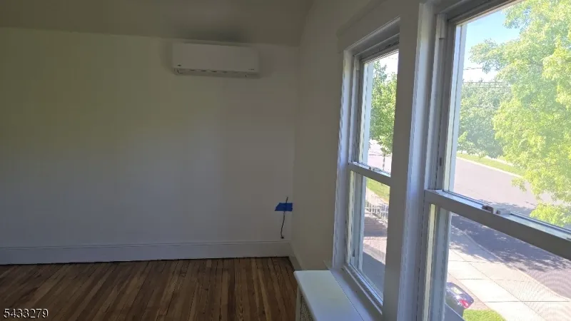 362 Columbia Blvd Wood-Ridge, NJ 07075