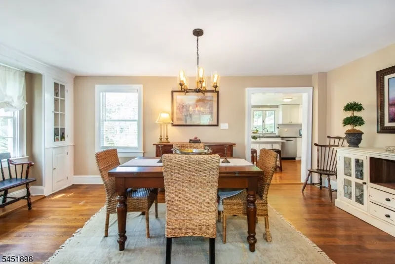 159 Mountainside Rd Mendham, NJ 07945