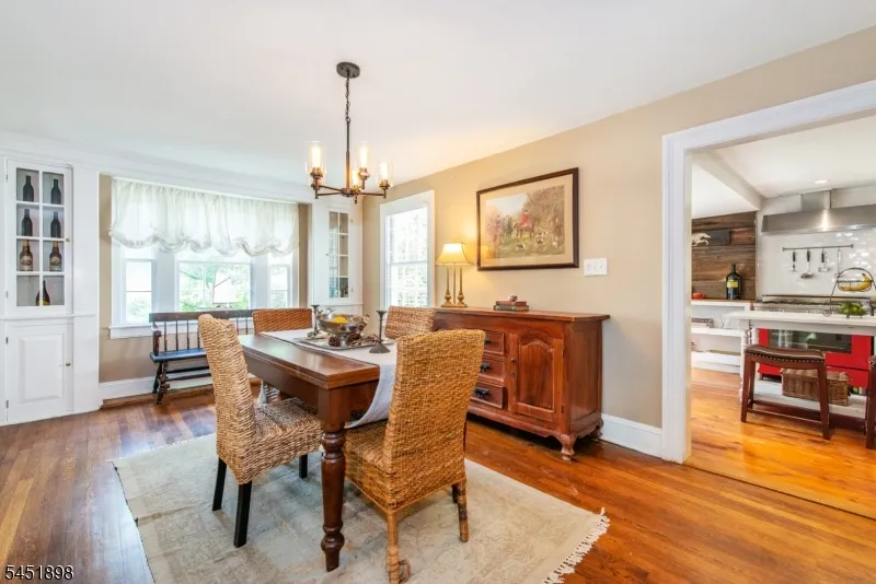 159 Mountainside Rd Mendham, NJ 07945