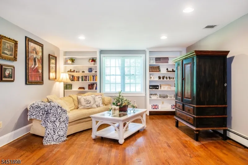 159 Mountainside Rd Mendham, NJ 07945