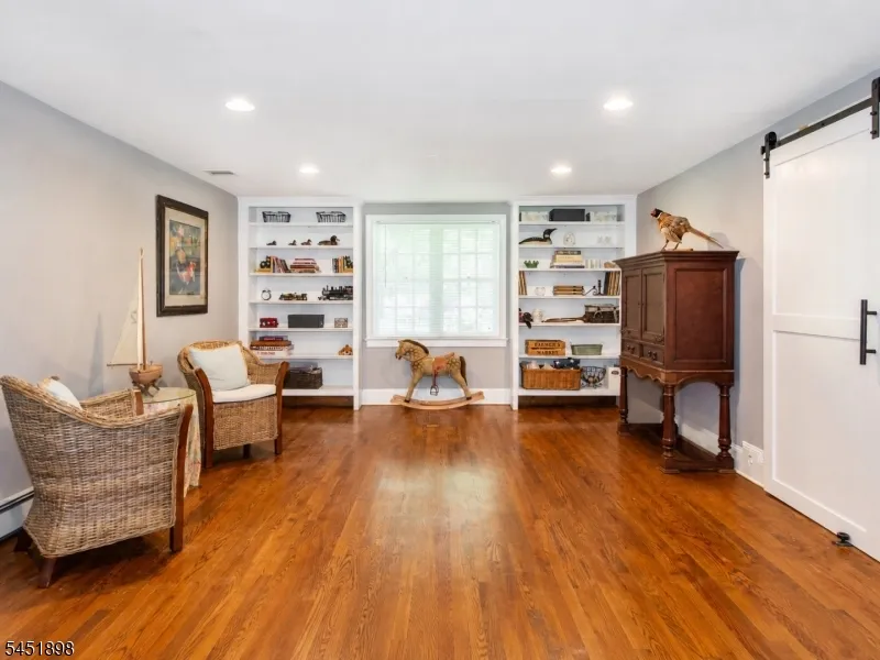 159 Mountainside Rd Mendham, NJ 07945