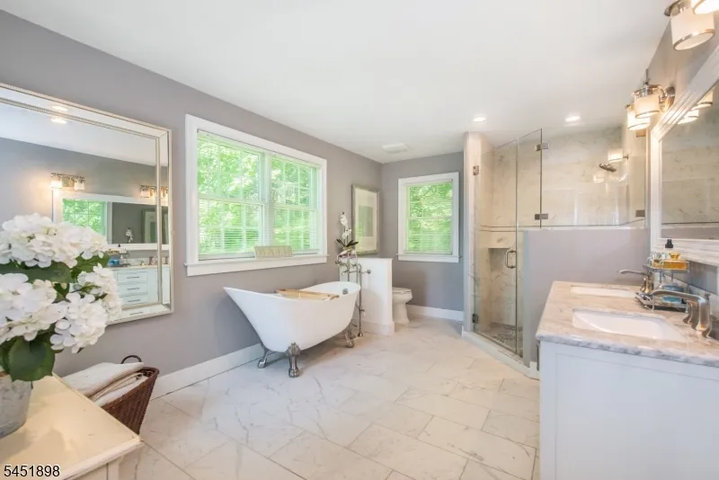 159 Mountainside Rd Mendham, NJ 07945